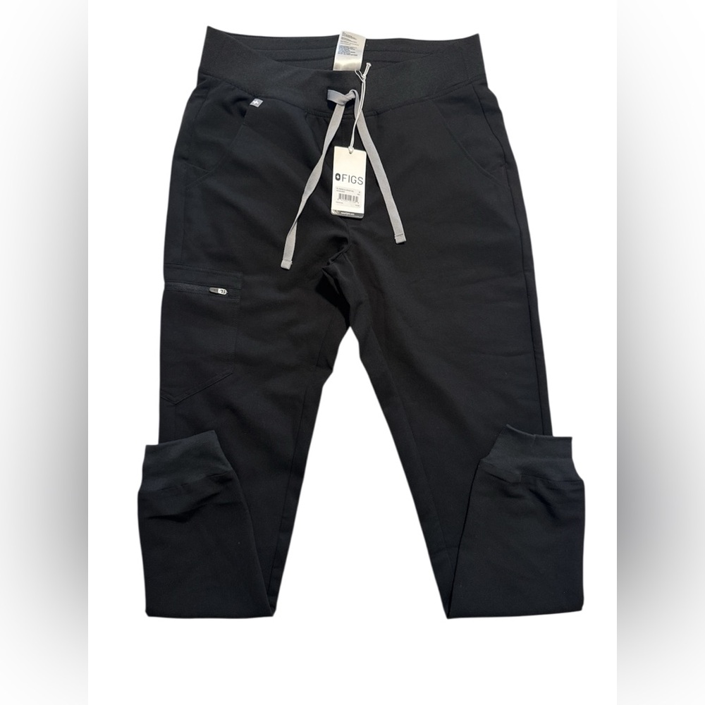FIGS- Women’s  Zamora 2.0 Tall Jogger in Black